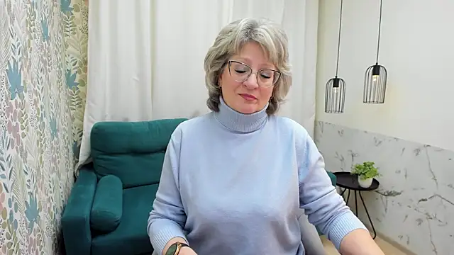 EvelynJoyful online show from 03/03/26, 05:13