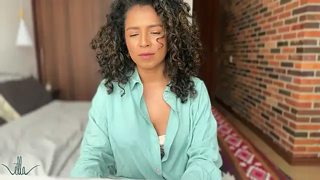 illaroom online show from 12/06/24, 03:33