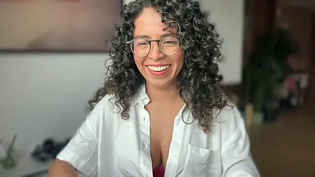 illaroom online show from 10/28/25, 04:53