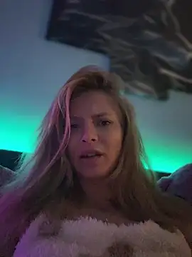 AnastasiaAniess online show from 02/12/25, 08:50