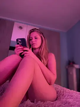 Snapshot of AnastasiaAniess chatting on 01/18/26, 07:17 AnastasiaAniess online show from 01/18/26, 07:17