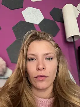 Snapshot of AnastasiaAniess chatting on 02/10/26, 01:15 AnastasiaAniess online show from 02/10/26, 01:15