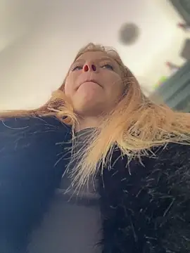 Snapshot of AnastasiaAniess chatting on 02/21/26, 10:16 AnastasiaAniess online show from 02/21/26, 10:16