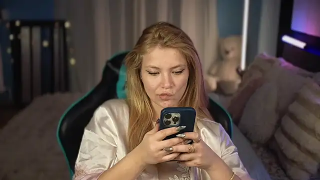 Snapshot of AnastasiaAniess chatting on 02/24/26, 07:56 AnastasiaAniess online show from 02/24/26, 07:56