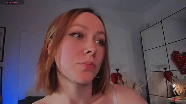 Snapshot of LilianKroft chatting on 02/14/26, 12:24 LilianKroft online show from 02/14/26, 12:24