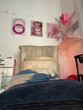 halana squirts online show from 03/08/25, 07:05