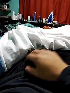 gusaven online show from 11/10/25, 09:58