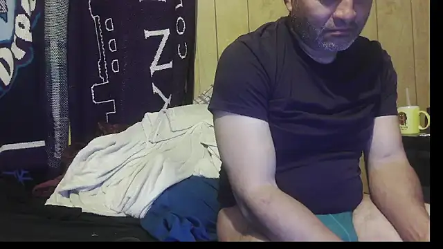 dantehot2020 online show from 04/17/26, 12:02