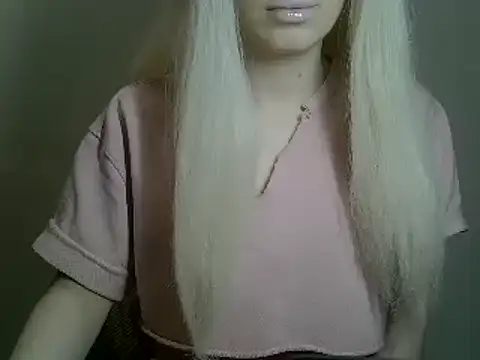 Snapshot of DitaVira chatting on 03/11/25, 05:13 DitaVira online show from 03/11/25, 05:13