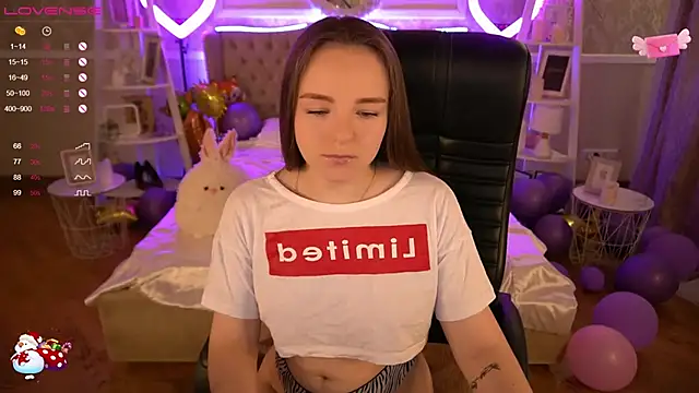 FoxyShy online show from 01/31/25, 09:48