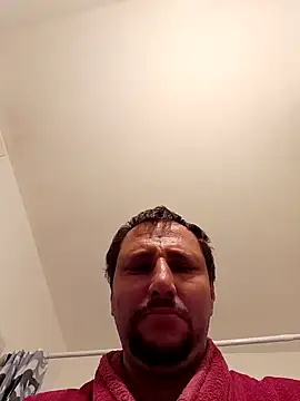 Snapshot of Miki20677 chatting on 02/12/25, 06:40 Miki20677 online show from 02/12/25, 06:40