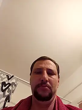 Snapshot of Miki20677 chatting on 02/24/25, 05:42 Miki20677 online show from 02/24/25, 05:42