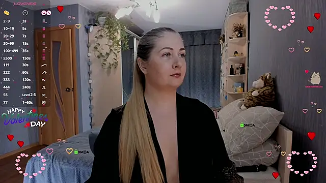 SweetLanna online show from 02/13/25, 07:52