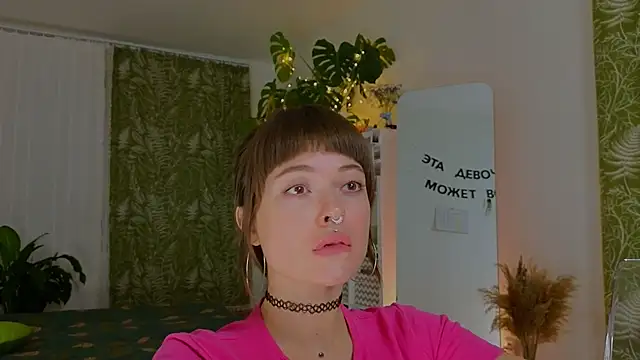 Snapshot of lana_sky chatting on 01/10/25, 07:00 lana sky online show from 01/10/25, 07:00