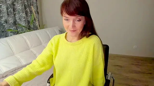 Snapshot of Fritha chatting on 02/05/25, 06:37 Fritha online show from 02/05/25, 06:37