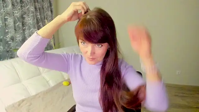 Snapshot of Fritha chatting on 02/07/25, 01:04 Fritha online show from 02/07/25, 01:04