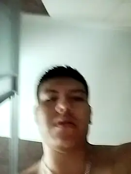 Snapshot of mikeeeeeell chatting on 10/11/25, 07:07 mikeeeeeell online show from 10/11/25, 07:07