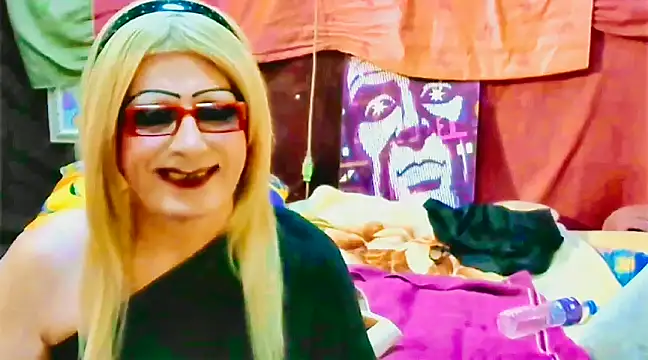 Goldeena online show from 01/24/25, 10:51