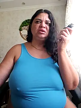 Snapshot of littleRikka chatting on 09/10/25, 07:41 littleRikka online show from 09/10/25, 07:41