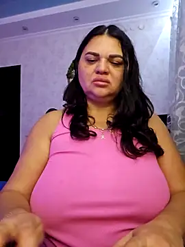 Snapshot of littleRikka chatting on 09/22/25, 05:26 littleRikka online show from 09/22/25, 05:26