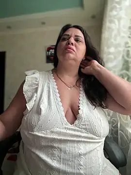 littleRikka online show from 11/16/25, 07:47