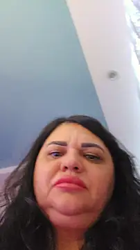 Snapshot of littleRikka chatting on 01/17/26, 08:23 littleRikka online show from 01/17/26, 08:23