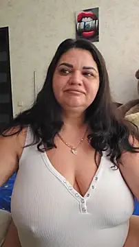 Snapshot of littleRikka chatting on 02/06/26, 09:45 littleRikka online show from 02/06/26, 09:45