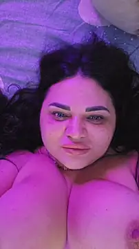 Snapshot of littleRikka chatting on 02/14/26, 07:21 littleRikka online show from 02/14/26, 07:21