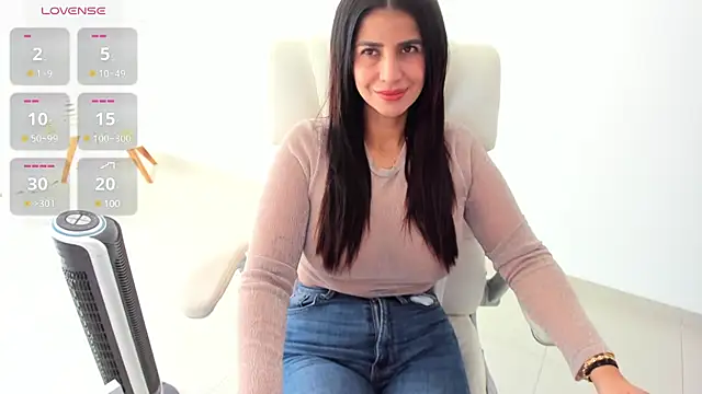 renata t  online show from 03/05/25, 03:51