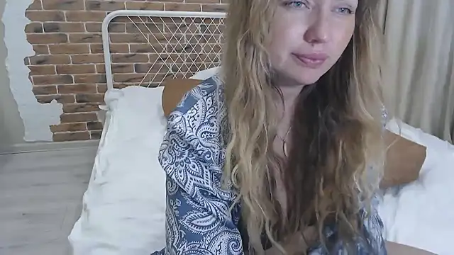 xxkristinaxx online show from 02/12/25, 12:55