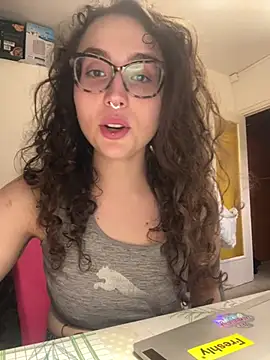 ladyturtle online show from 05/12/26, 02:47