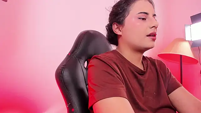 AbbyTaylorr online show from 12/02/25, 10:05