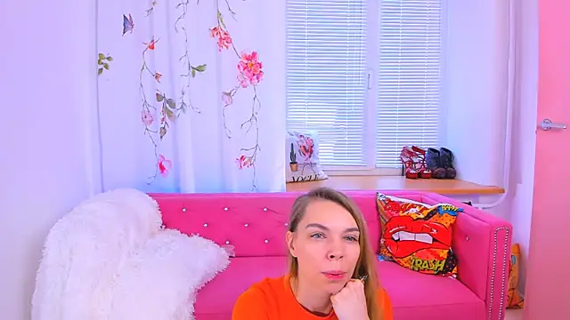 Snapshot of The_Deep_Passion chatting on 03/03/25, 08:27 The Deep Passion online show from 03/03/25, 08:27