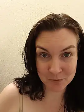 DesreRose online show from 06/04/26, 05:08