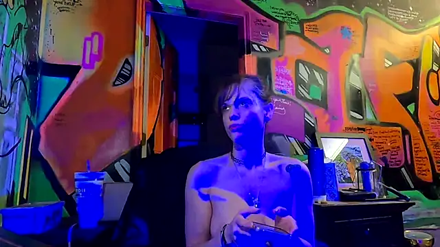 TheDaisyChaos online show from 02/25/25, 04:57