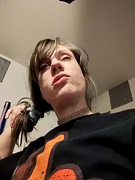 TheDaisyChaos online show from 10/21/25, 07:58