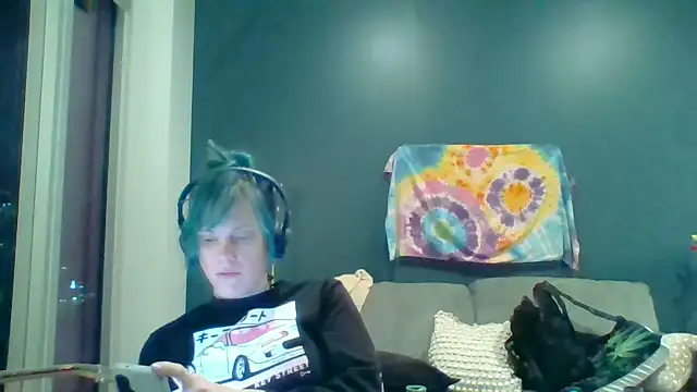 TheDaisyChaos online show from 12/17/25, 03:12