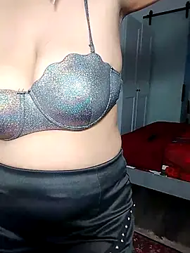 Snapshot of HotSpicyGujju chatting on 02/22/25, 06:50 HotSpicyGujju online show from 02/22/25, 06:50