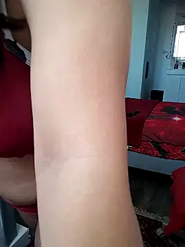 Snapshot of HotSpicyGujju chatting on 02/26/25, 12:47 HotSpicyGujju online show from 02/26/25, 12:47