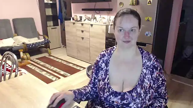 BustyLadyAlma online show from 02/11/25, 05:37