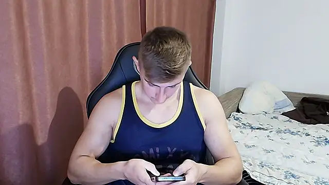 Todhorny9873 online show from 12/13/24, 09:02