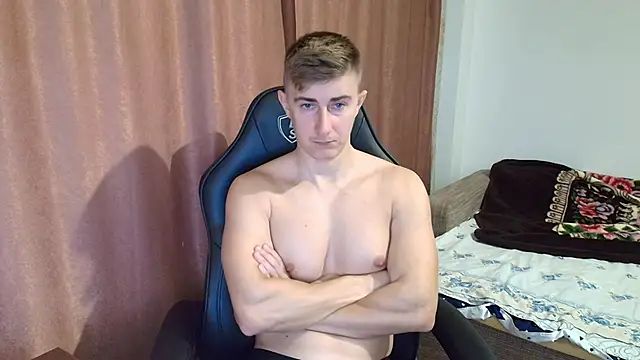 Todhorny9873 online show from 12/20/24, 08:49