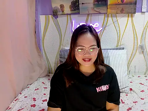 BURBERRY69 online show from 02/09/26, 12:58