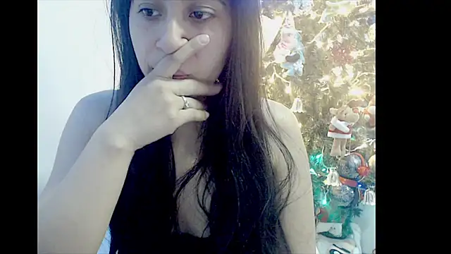 lizztaylor535 online show from 12/20/24, 02:27