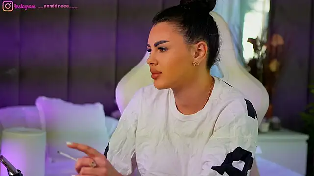 perfectt33n online show from 10/23/25, 12:04