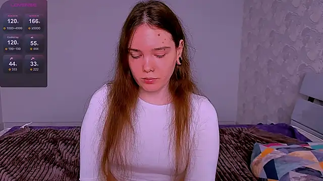 Janie JJ Curvie online show from 05/05/26, 04:09