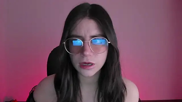 HazelKush online show from 10/22/25, 01:28