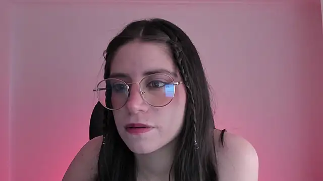 HazelKush online show from 10/28/25, 09:39