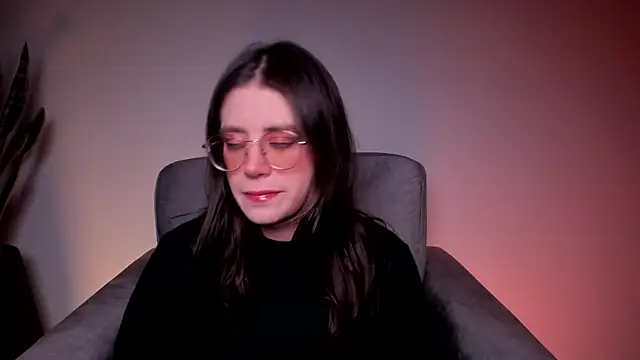 HazelKush online show from 01/05/26, 09:51