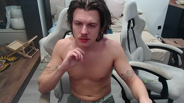 Sunny-Girl1 online show from 04/04/26, 04:37